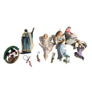 10 Random Unboxed Christmas Ornaments